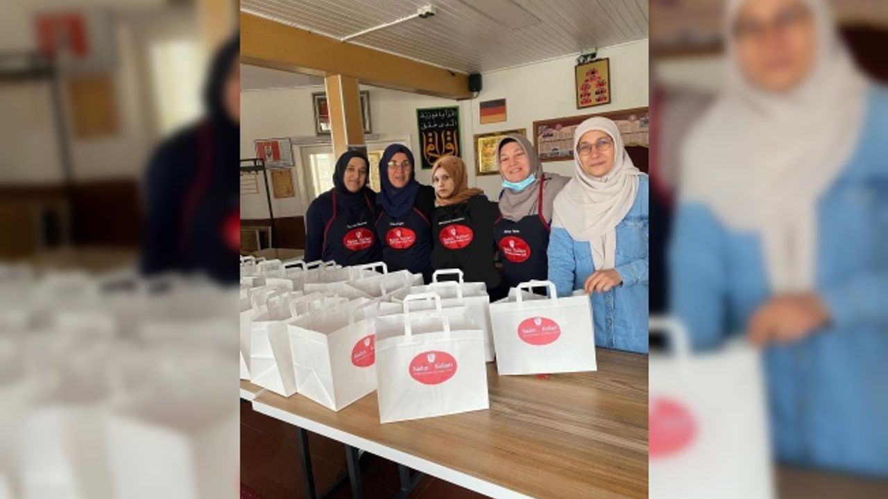 Garbsen'da 250 yaşlıya iftar yemeği dağıtıldı