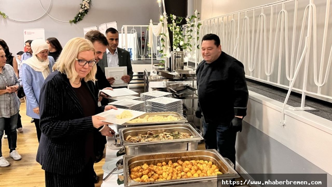 Müslüman Kadınlar Sosyal Hizmetler Derneği’nden Iftar Programı