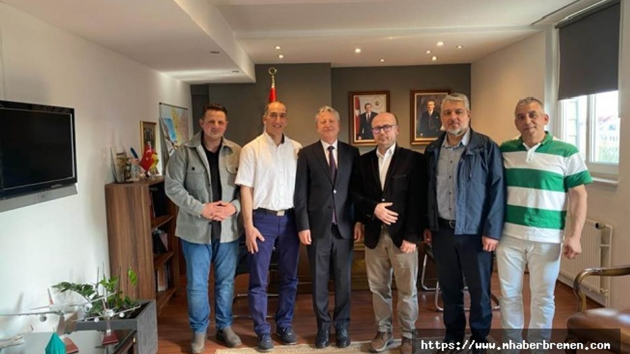 Delmenhorst Mevlana Camii Yönetiminden Hannover Başkonsolosu Yusuf Arıkan’a Ziyaret