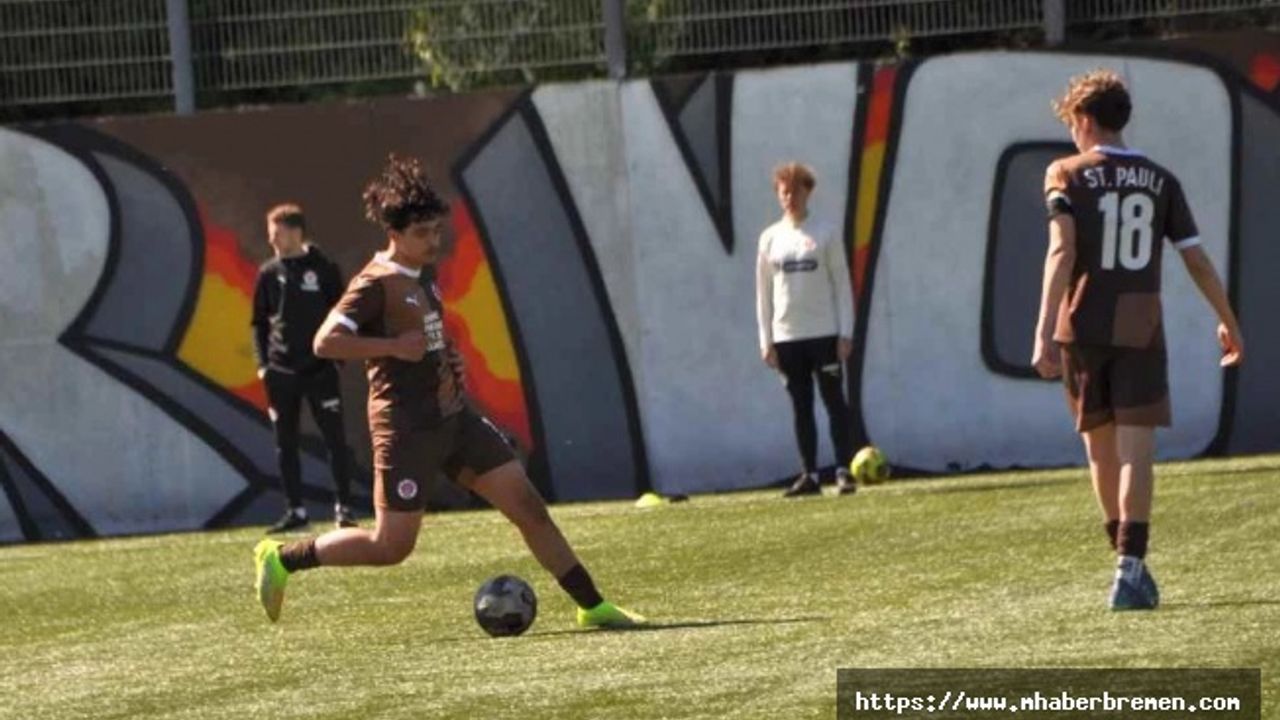  Efe Türkkan St. Pauli’de parlamaya devam ediyor
