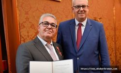 Liyakat Nişanıyla onurlandırıldı