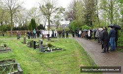  Arefe günü Kabristan ziyaretleri unutulmadı
