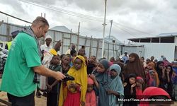 Help Dünya Somalili çocukların yüzünü güldürdü