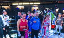 Dünya Boks Tarihinde Bir İlk: Levent Çukur Orta Hakem Oldu