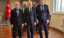 THY Bremen’den Hannover Başkonsolosu Arıkan’a nezaket ziyareti