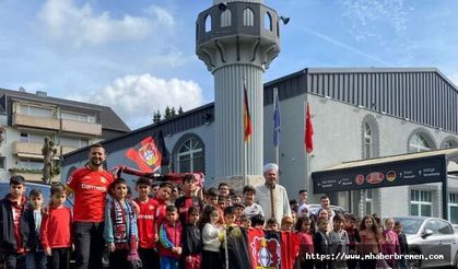 DİTİB Camii‘nden  Bundesliga Şampiyonu’na kutlama