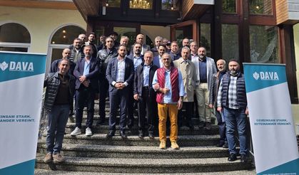 DAVA Partisi Hannover’de İş İnsanlarıyla Kahvaltıda Buluştu