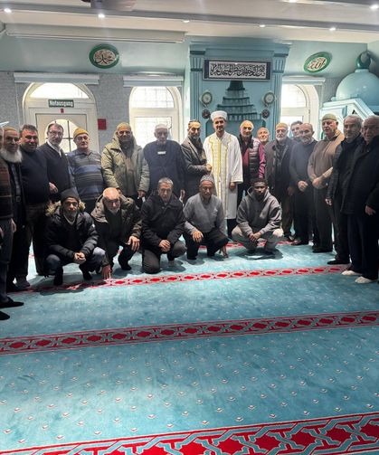 Bremen Mevlana Camii'de Yeni Din Görevlisi Göreve Başladı
