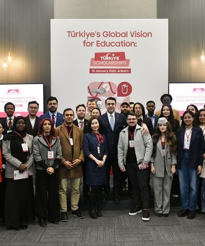 TÜRKİYE BURSLARI’NA 2026 YILINDA 200 BİNİ YAKIN REKOR BAŞVURU