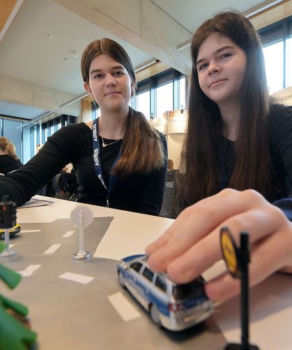 Bremen’de “Jugend forscht” Heyecanı: Genç Bilim İnsanlarının Kazananları Açıklandı