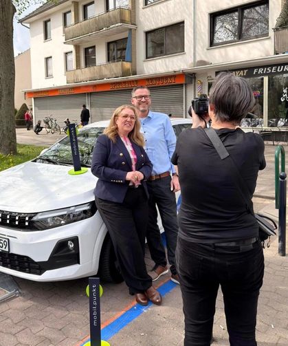 Özlem Ünsal Bremen-Nord’daki İlk mobil.punkt’u Açtı
