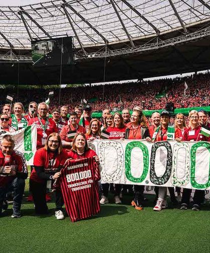 Hannover 96 Taraftarlarından Rekor Bağış: Temiz İçme Suyu İçin 127 Bin Euro Toplandı