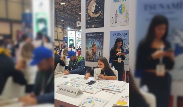 10 yaşında edebiyat dünyasına girdi