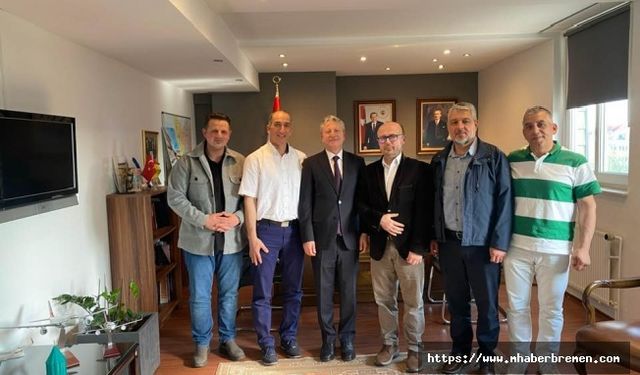 Delmenhorst Mevlana Camii Yönetiminden Hannover Başkonsolosu Yusuf Arıkan’a Ziyaret