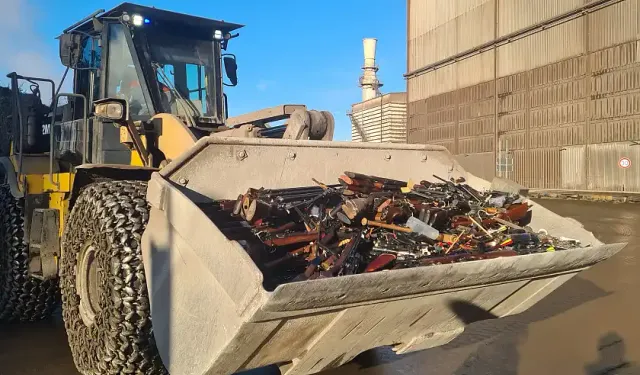 Bremen'de beş ton silah imha edildi