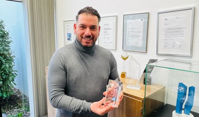 BMW'den Tolga Toker’e  Üst Üste Üçüncü Kristal Yıldız