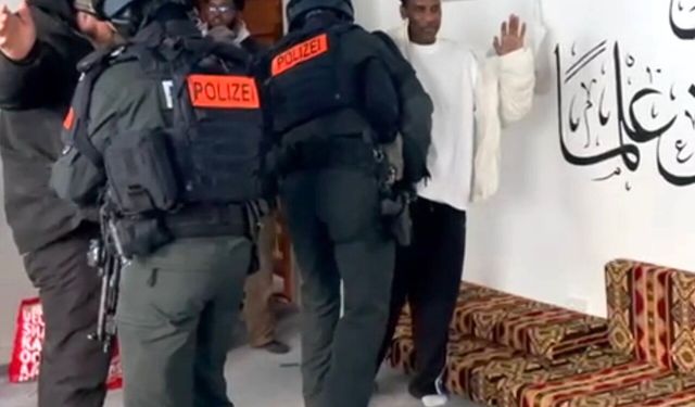 Hannover'de Camiye Yapılan Baskının Yeni Görüntüleri Ortaya Çıktı