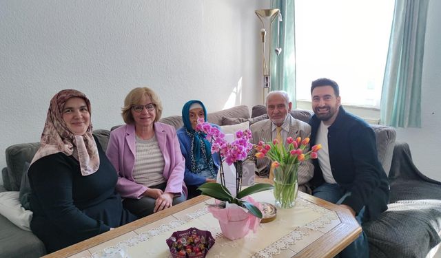 Gurbette geçen bir ömre saygı: Osnabrück Belediye Başkanı’ndan Ramazan Çığır’a anlamlı doğum günü ziyareti