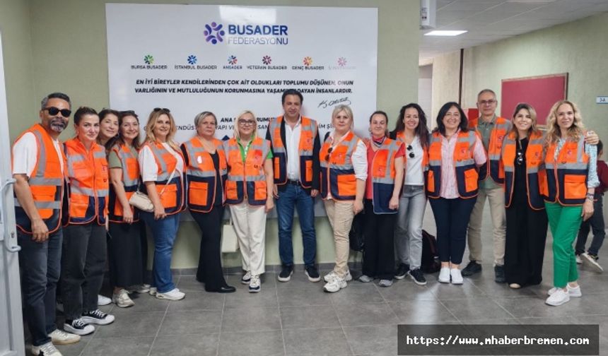 Depremzede Öğrencilere 23 Nisan Hediyesi: BUSADER’den Anlamlı Destek