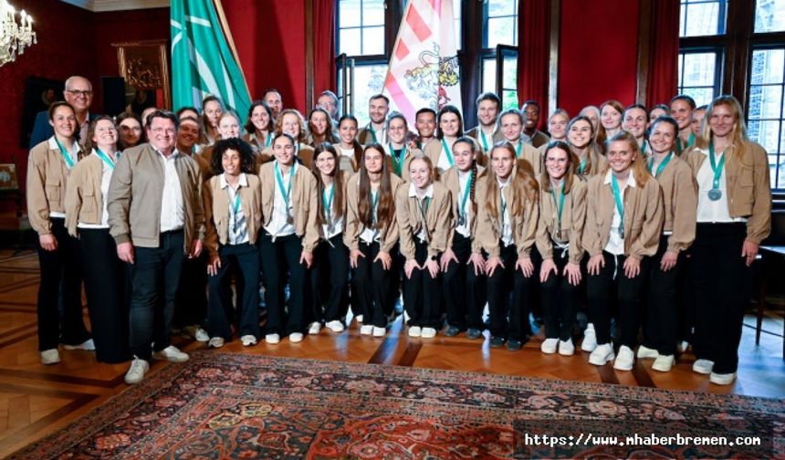 Werder Kadın Futbol Takımı’na Senato’dan Onur Resepsiyonu