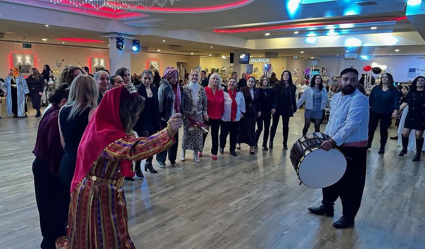 Hamburg’da Gaziantep Kültür Gecesi Coşkusu