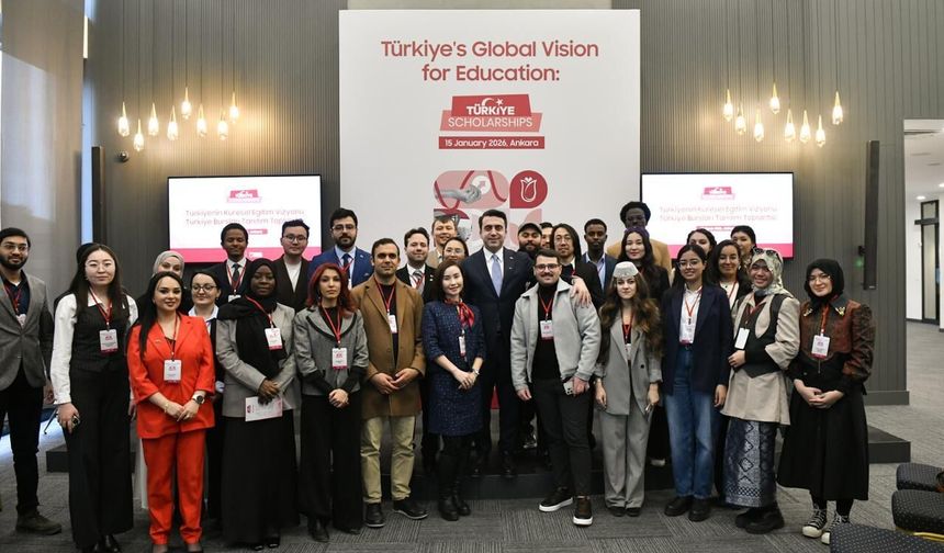 TÜRKİYE BURSLARI’NA 2026 YILINDA 200 BİNİ YAKIN REKOR BAŞVURU