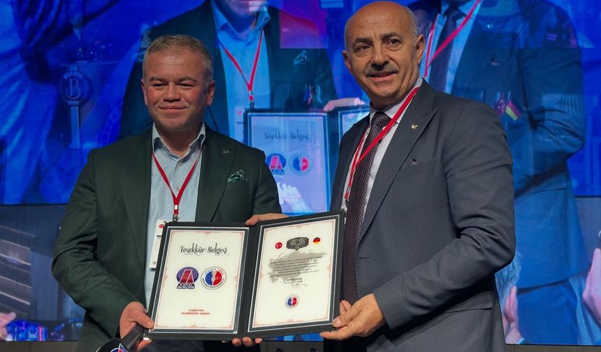 Avrupa Türk Medya Zirvesi Gelsenkirchen’de Gerçekleştirildi