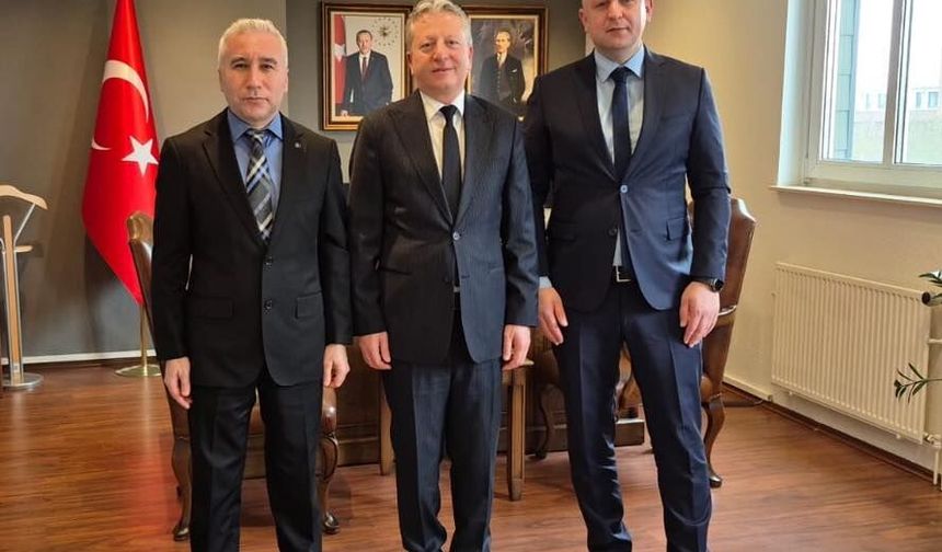 THY Bremen’den Hannover Başkonsolosu Arıkan’a nezaket ziyareti