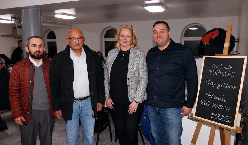 Lemwerder DİTİB Sultan Ahmet Camii’nde Geleneksel İftar Buluşması