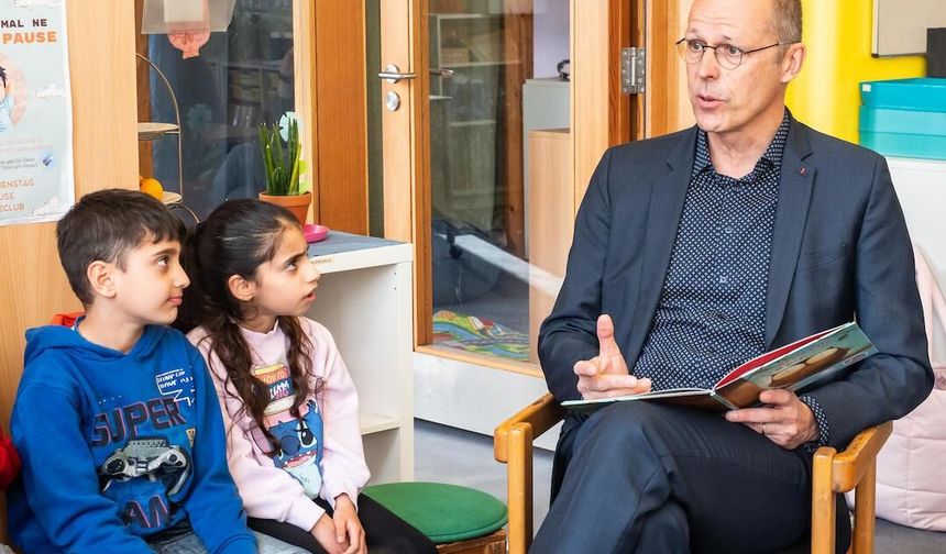 Bremen ve Bremerhaven'de 14 Bin Çocuğa Okuma Sevinci