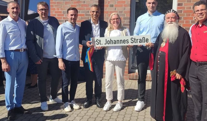 Delmenhorst St. Johannes Kilisesi’ne 25. yıl onuru: İsmi sokağa verildi