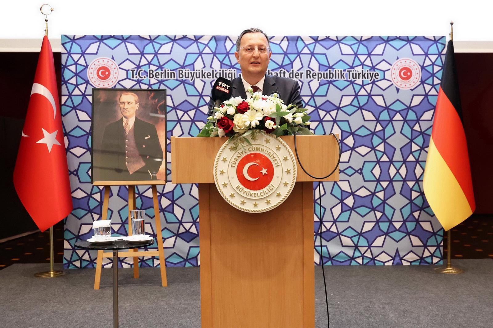 573547827 1231971658972789 8638335460348691876 N