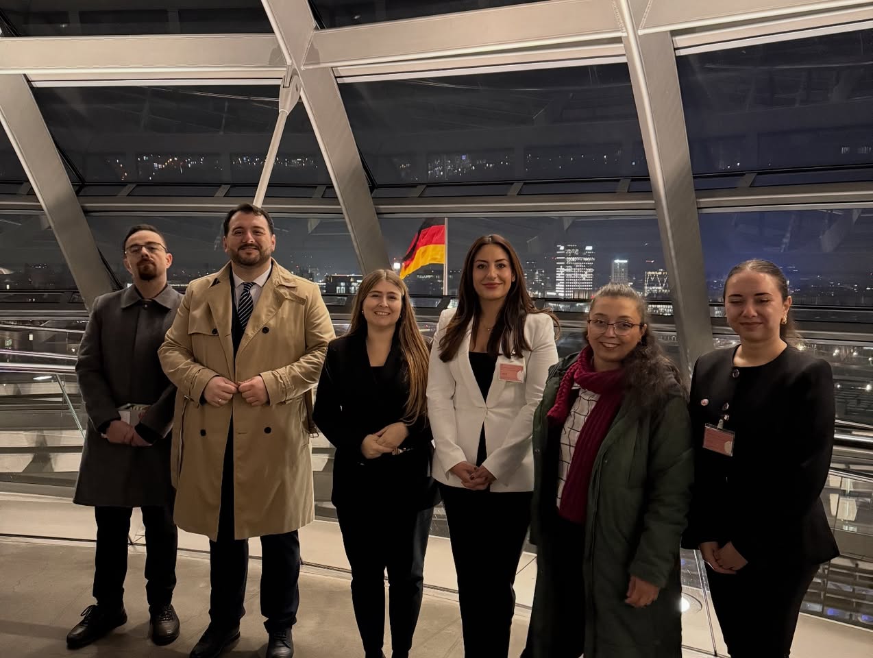 588795797 18304096303254887 8880935565335823806 N