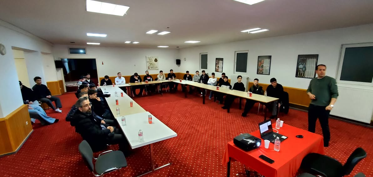 594413528 1260660209433015 1422007741295401916 N