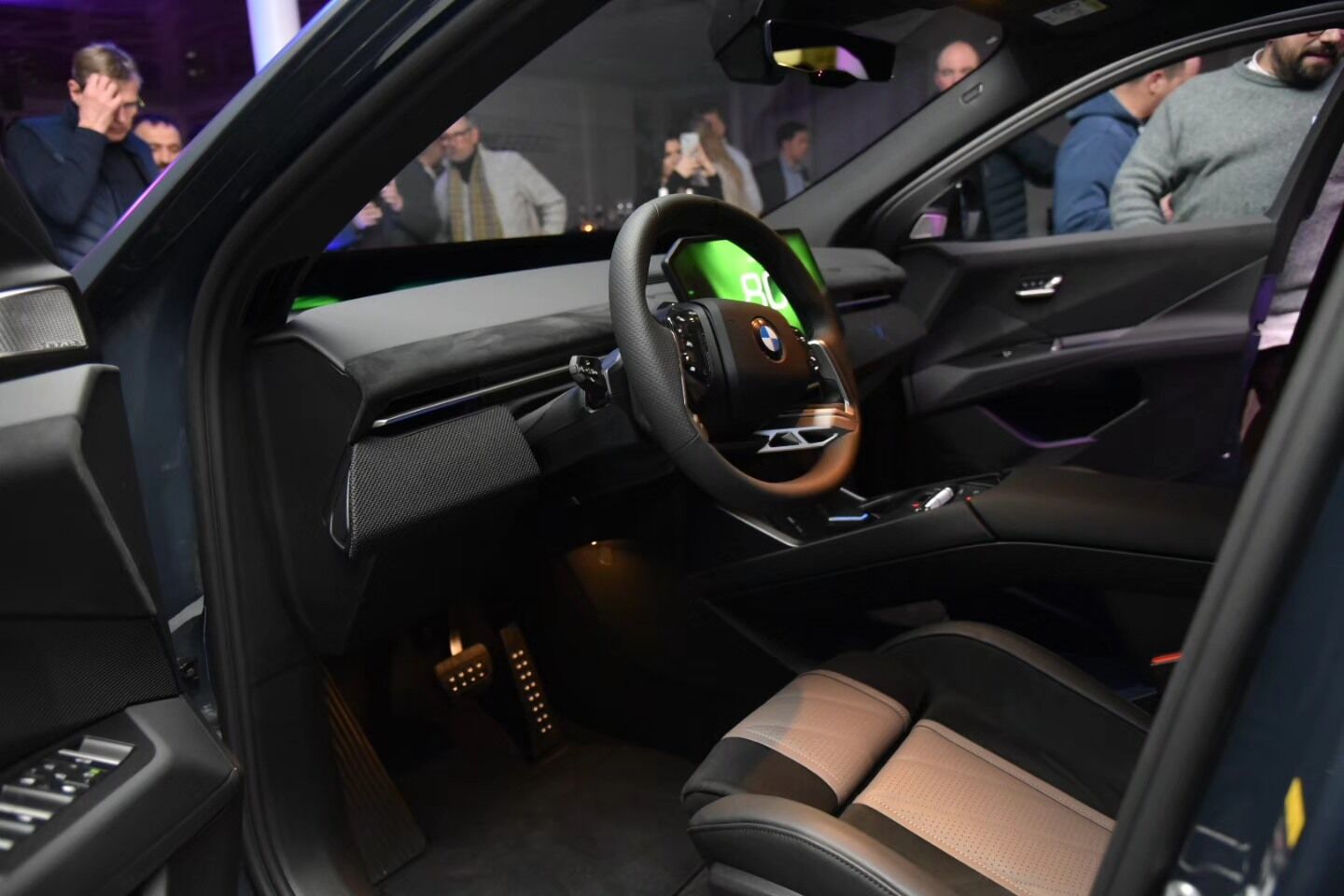 636982076 1515208680208903 525118542993922789 N