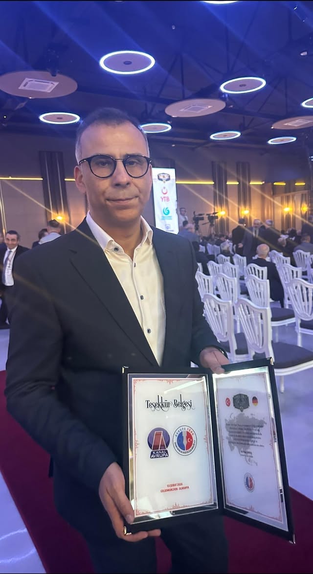 637285128 908881828456433 6852929960863524418 N-1