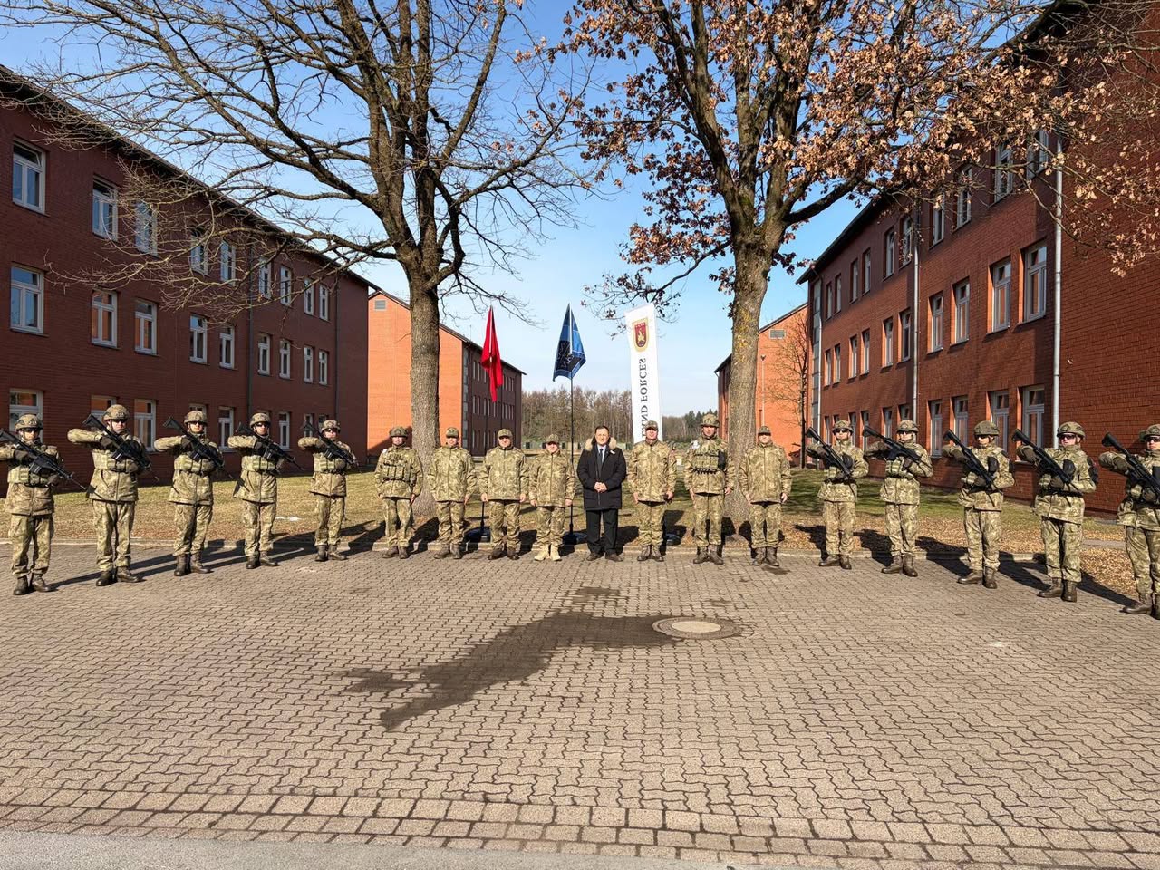 638743072 1324748743028413 2605832894193462019 N