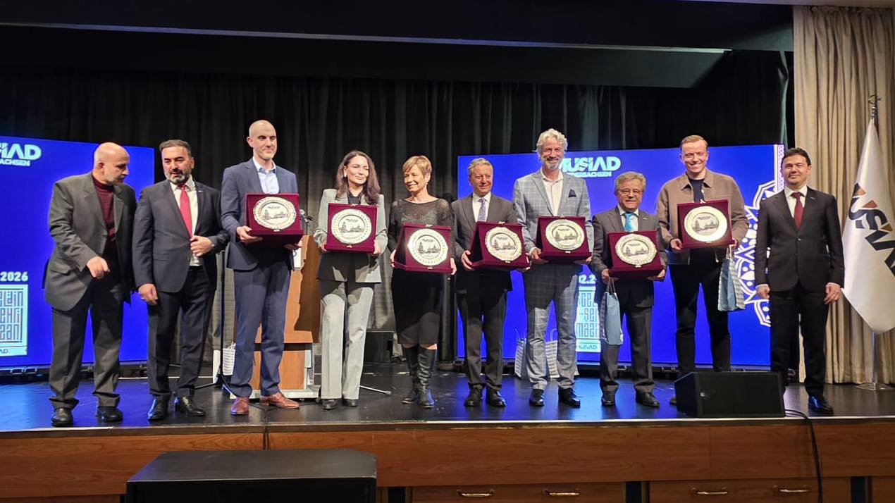 641141246 1334448862051816 7929024547738451537 N